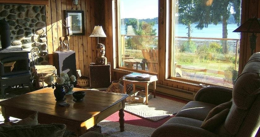 The Beach House Bed & Breakfast, Courtenay — photo 1