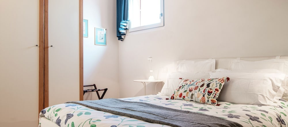 Guesthouse Castello di Brusata, 诺瓦扎诺 — 照片 1