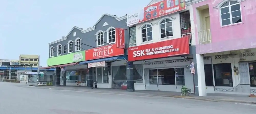 Song 99 Hotel, Simpang Renggam — photo 1