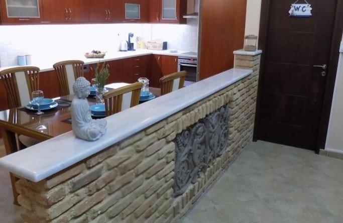 Nikos House Megara, Мегара — фото 1