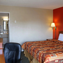 Continental Inn & Suites Nacogdoches TX / SFA  University/Downtown, Nacogdoches — photo 5