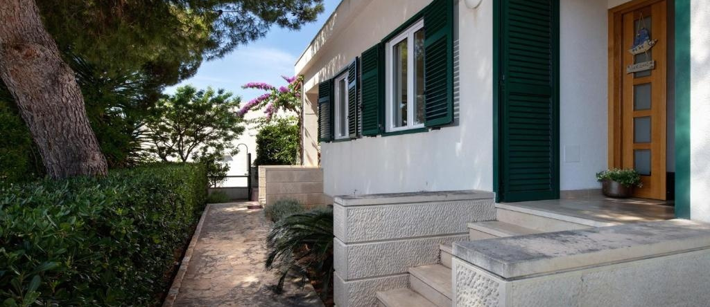 Villa Ida, Milna — photo 1