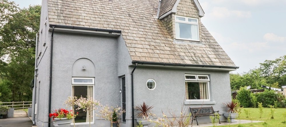 Pondfield Gate, Gwaun-Cae-Gurwen — photo 1