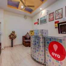 OYO 18873 Hotel Comfort, 德奥加尔 — 照片 2