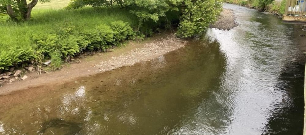 Riverbank Cottage River Ehan, Double Balcony, 埃格勒蒙特 — 照片 1