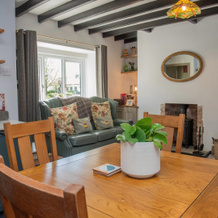Stay Northside - Two Bedroom Village Cottage | Pub in Village | Free Parking | Holidays and Work Stays Private house, 达勒姆 — 照片 5