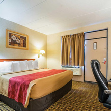 Econo Lodge, 丹弗斯 — 照片 5