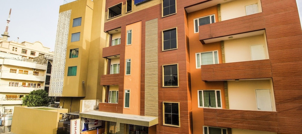 Hotel The Grand Bhavya Palace, Basti — photo 1