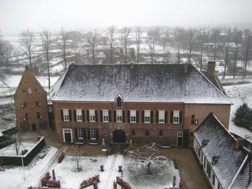 Kasteel Huis Bergh, 斯海伦贝赫 — 照片 1