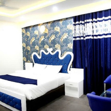Hotel Royal MJS Pinjore, 卡尔卡 — 照片 4