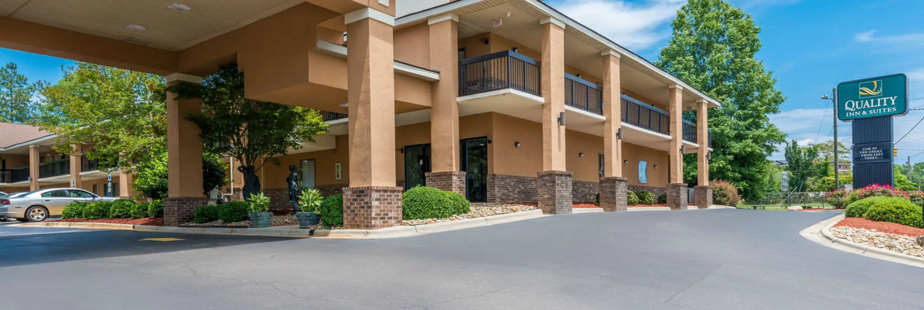 Quality Inn & Suites Rockingham, Рокингем — фото 1