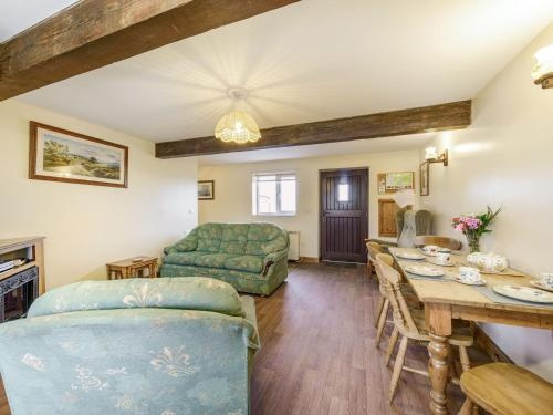 Lark's Rise Cottage, 奥内科特 — 照片 1