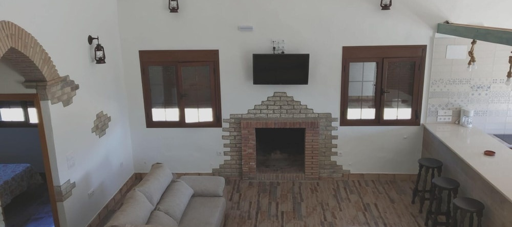 Villa With 7 Bedrooms in Prado del Rey, With Private Pool, Terrace and Wifi, 普拉多-德尔-雷伊 — 照片 1