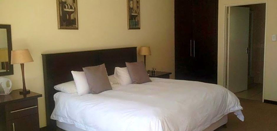 The Lazy Grape Guest Lodge, 法拉尔米尔 — 照片 1