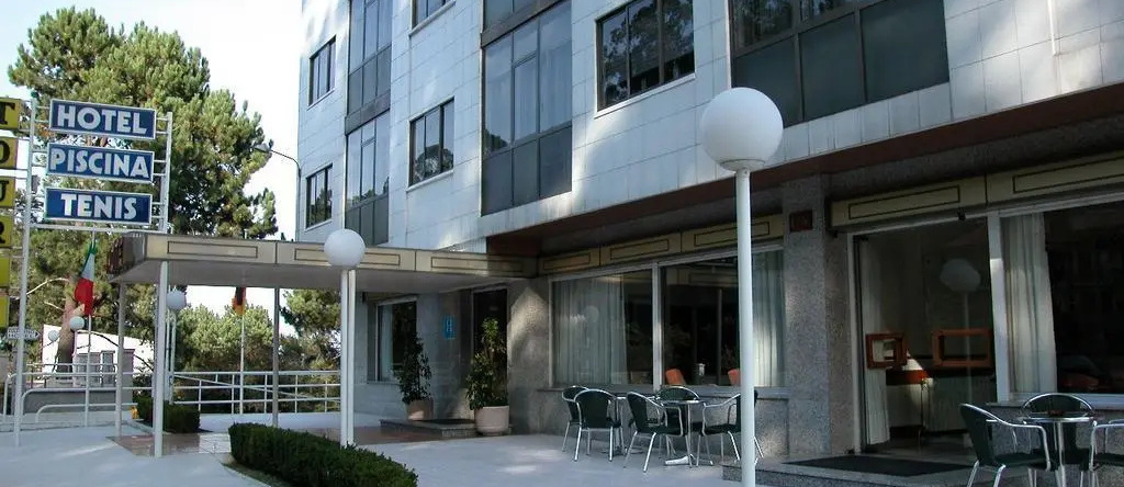 Hotel Touris, Ардия — фото 1