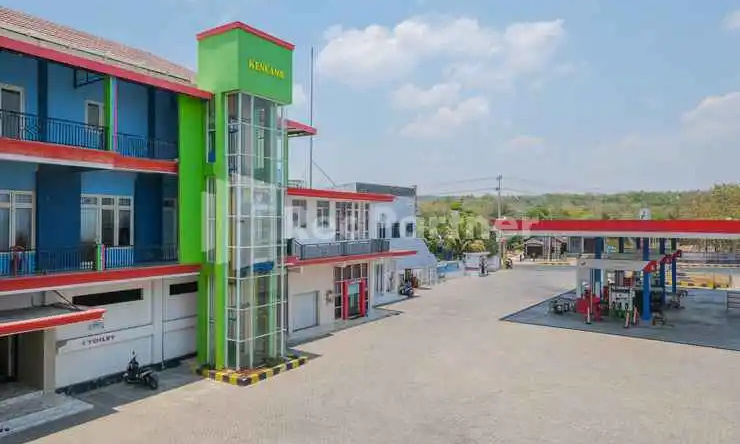 Grand Kencana Guesthouse Syariah near Wisata Bahari Lamongan Mitra RedDoorz, Paciran — photo 1