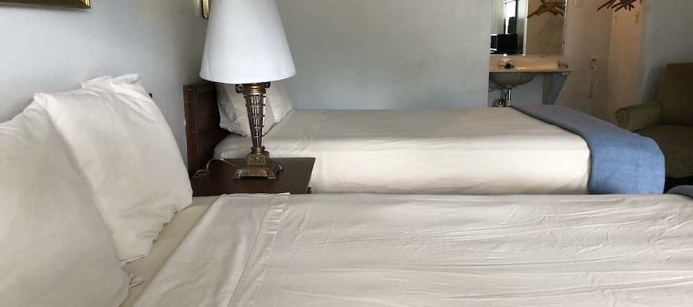 Motel 8 Lake City, Лейк-Сити — фото 1