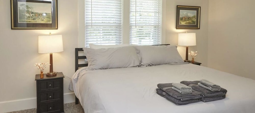 Beautiful 5Br Close To Downtown!Prime Derby House!, Льюисвилл — фото 1