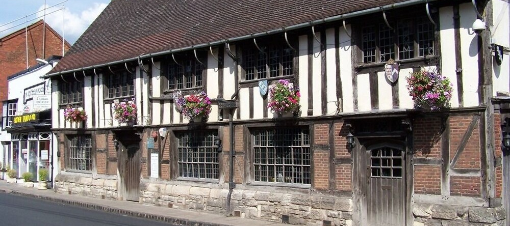 The Bridge House Henley, 亨利因阿登 — 照片 1