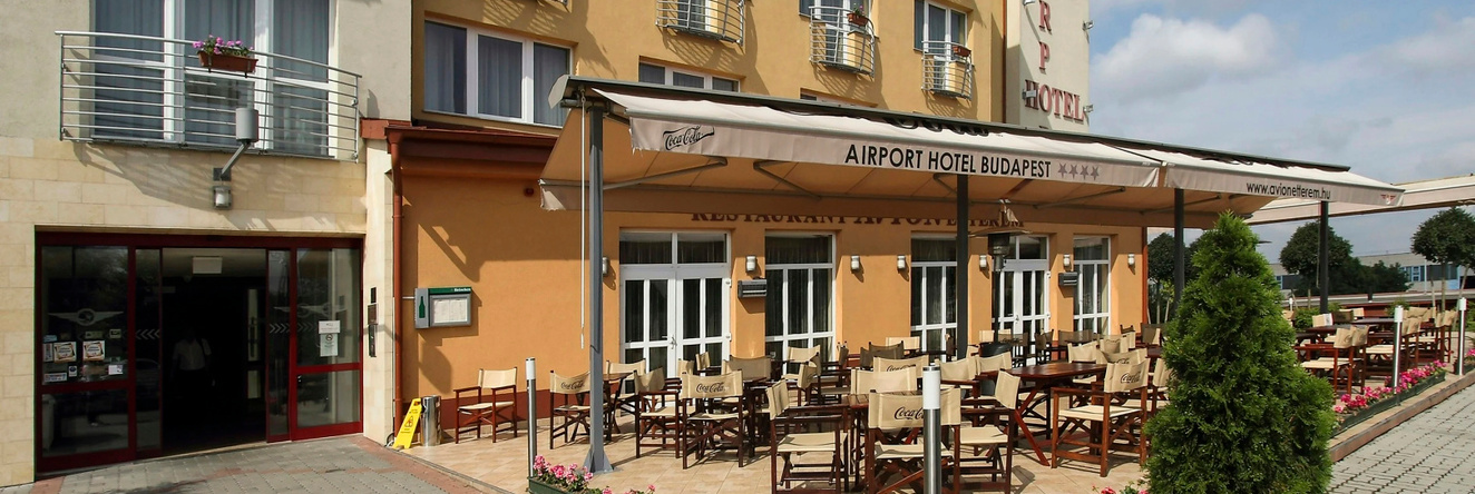 Airport Hotel Budapest, 韦切什 — 照片 1