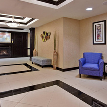 Holiday Inn Express Hotel and Suites Pryor by IHG, 拉斯塔 — 照片 5