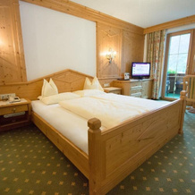 Hotel Karwendel, 佩尔蒂绍 — 照片 4
