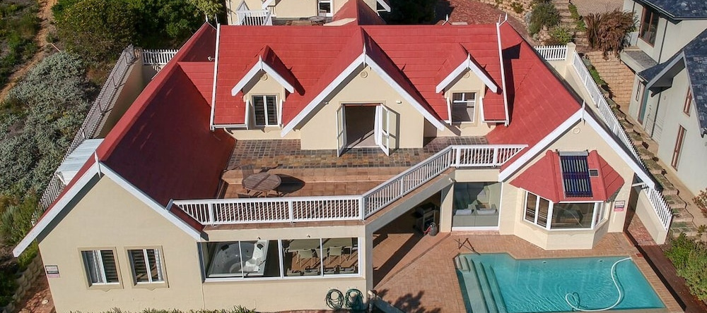 Compass Property Solutions, 克尼斯纳 — 照片 1
