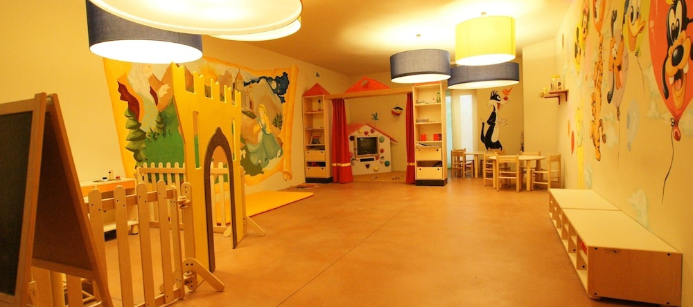 Aparthotel Adler, 莫埃纳 — 照片 1