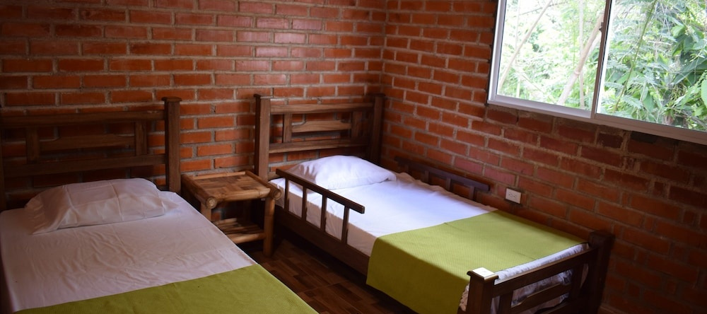 Hospedaje Los Pinos, Cabaña en Minca, 明卡 — 照片 1