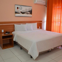 Oyo Hotel Calabreza, Tres Coracoes — photo 5