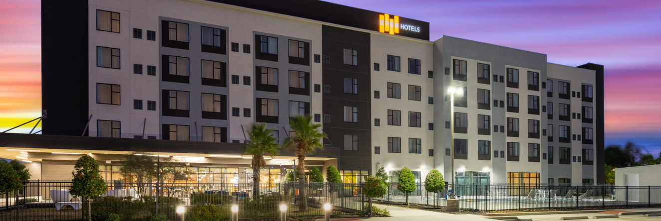 EVEN Hotel Shenandoah - The Woodlands by IHG, 谢南多厄 — 照片 1