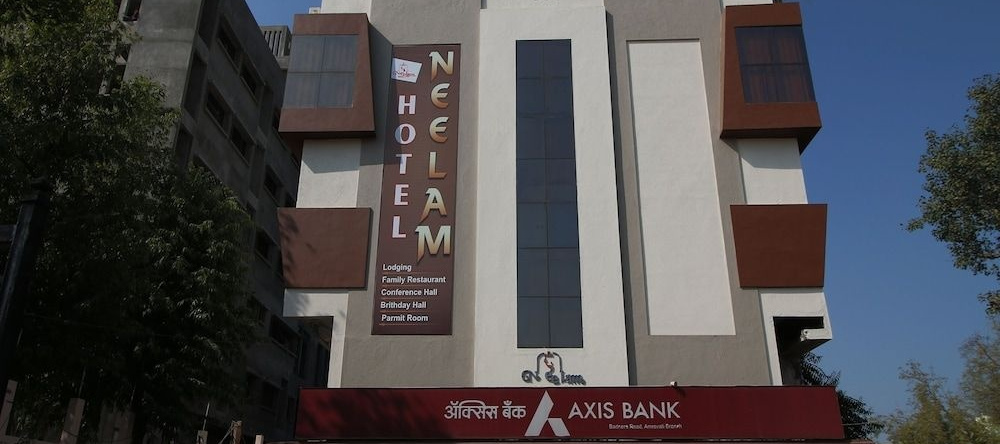 Oyo 24838 Hotel Neelam, Amravati — фото 1