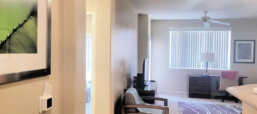 Lovely Apartments at Fullerton, 富勒顿 — 照片 1