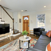 Beautiful 3br/2ba Colonial House | CozySuites, 亚历山大 — 照片 5
