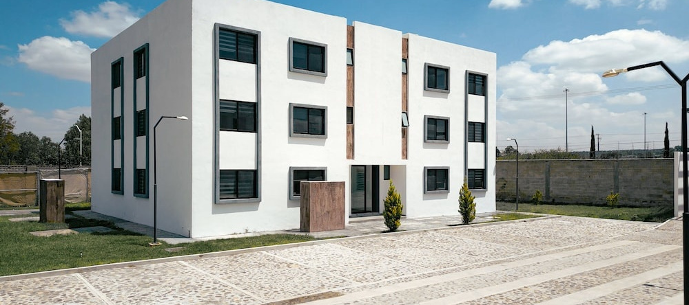 Coyotes Housing Services, Пеньюэлас — фото 1