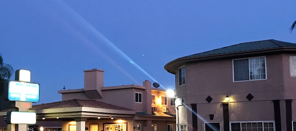 Travelodge Merced Yosemite, Merced — photo 1