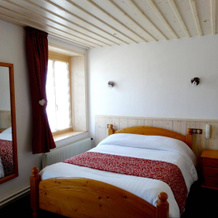 Logis Hôtel les Sapins, Longevilles-Mont-d'Or — photo 2