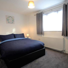 Exquisite 3 Bed apartment near Heathrow, Staines — photo 2
