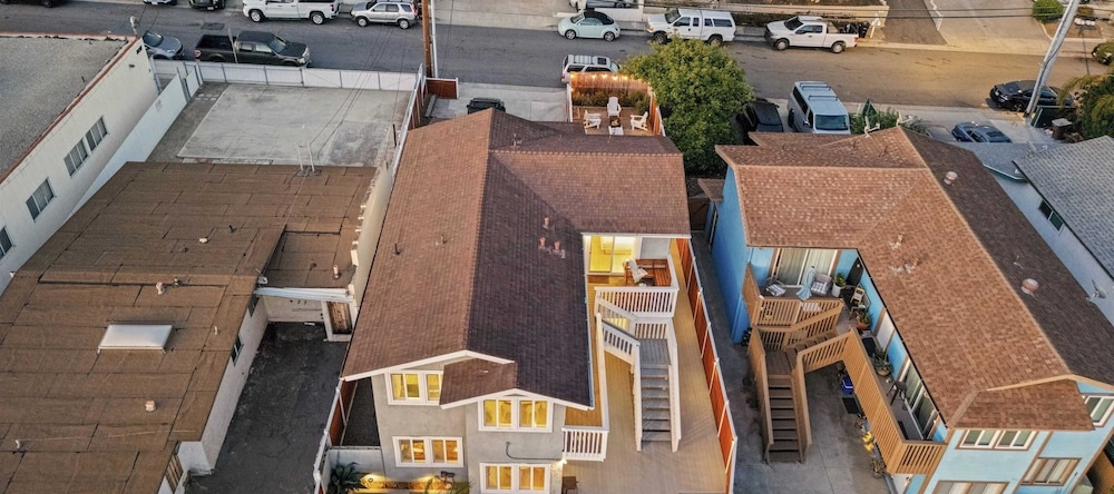 Walk To Trestles Beach, Shared Yard+Firepit El Camino Surfhouse A By Avantstay, Сан-Клементе — фото 1