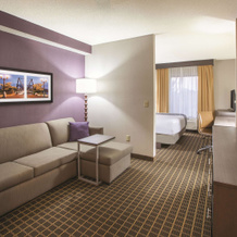 La Quinta Inn & Suites By Wyndham Mechanicsburg - Harrisburg, Меканиксбург — фото 3