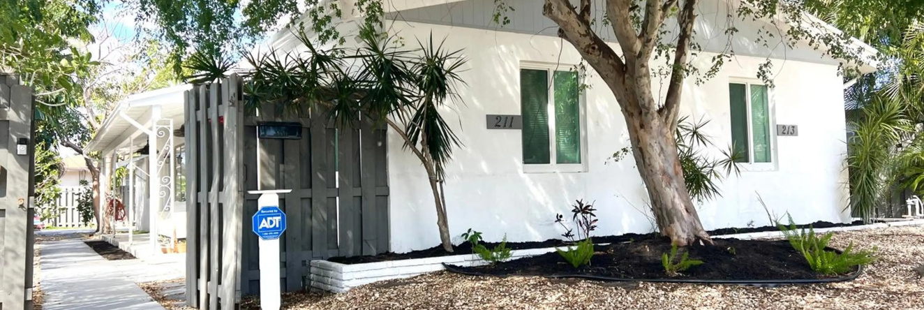 Tropical 2-Bedroom Apartment in Key West-like Home, 庞帕诺比奇 — 照片 1