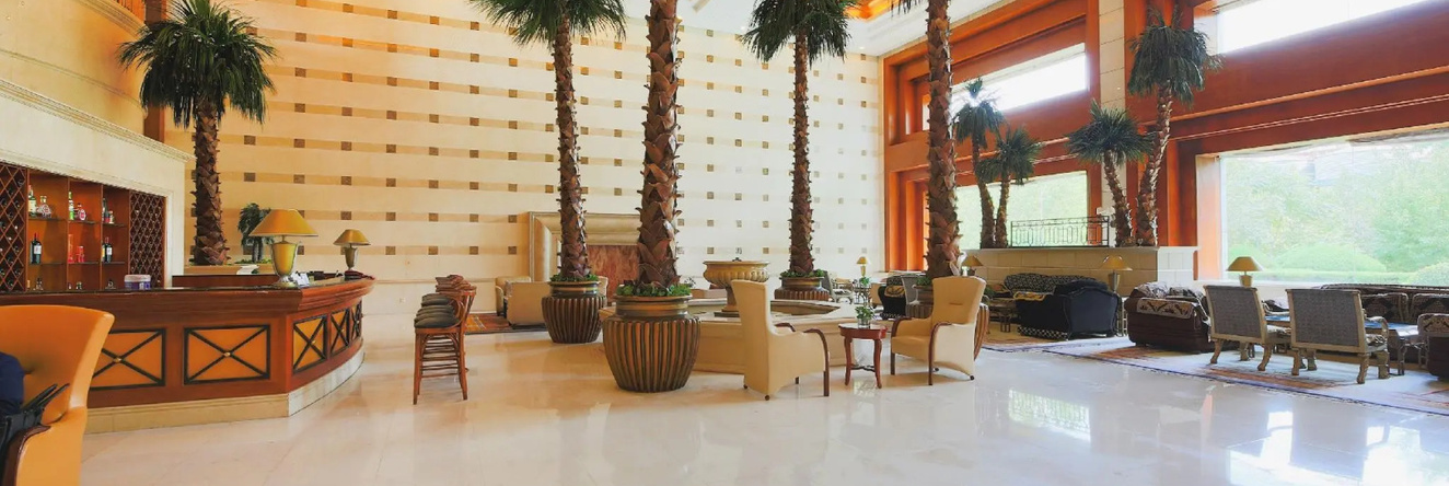 Fu Hong International Hotel, 辽阳 — 照片 1