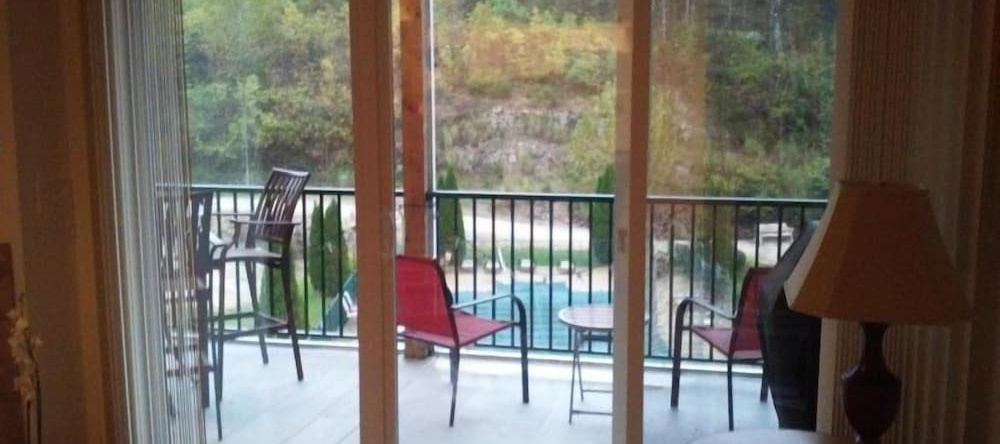 Cedar Heights 464, Camdenton — photo 1