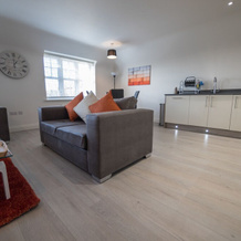 Helios Court Penthouse Serviced Apartment by Ferndale, Maidenhead — photo 2