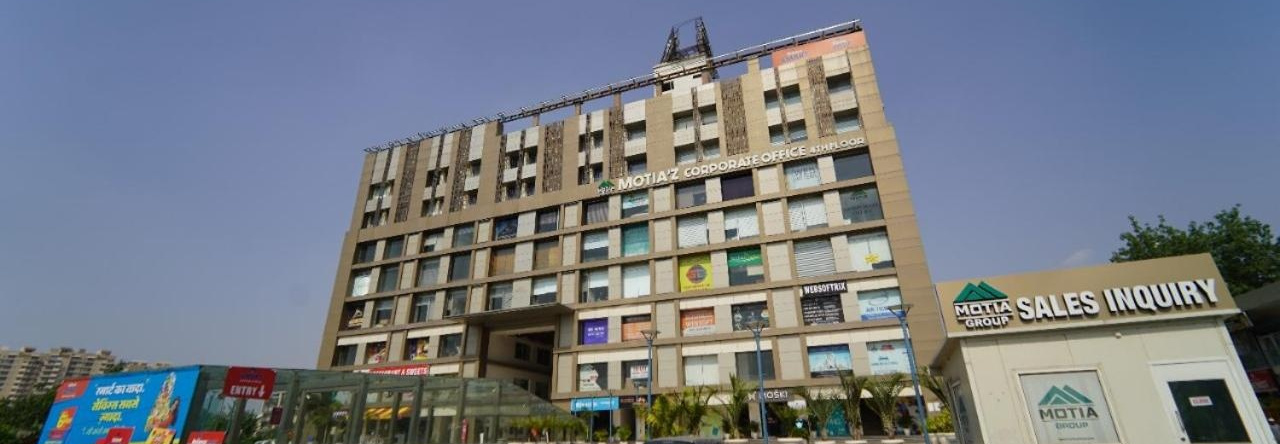 Myst Luxury stays, 齐拉克普尔 — 照片 1