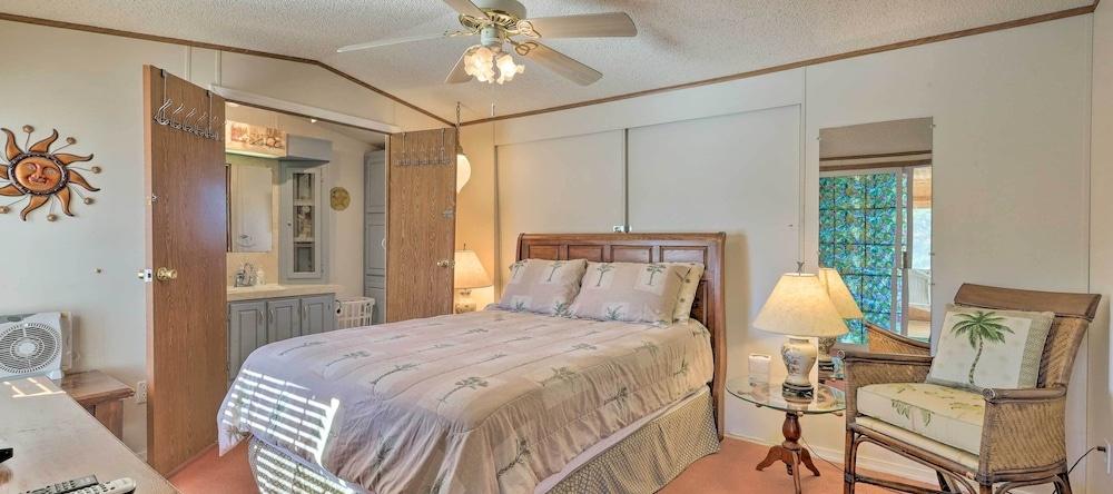 Quaint Chincoteague Island Hideaway w/ 2 Porches!, 欣科泰格 — 照片 1