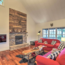 Tranquil Hendersonville Cabin W/ Mountain Views!, Гертон — фото 2
