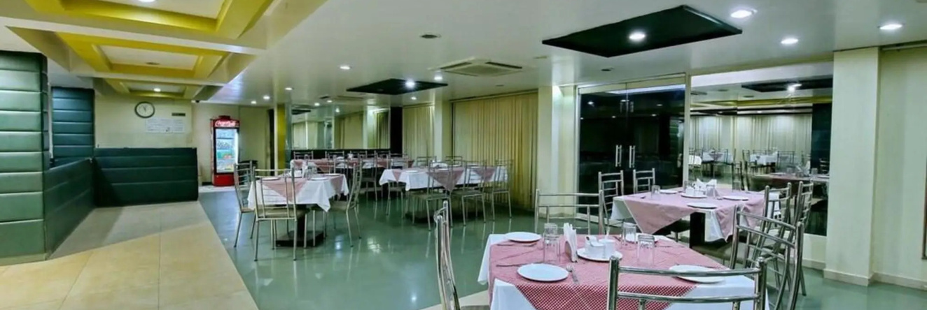 Hotel Ratnadeep, Джалпайгури — фото 1