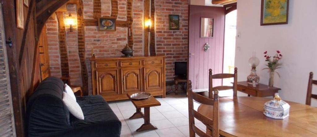 House Location Gite Neuvy, 1 Pièce, 2 Personnes, Неви — фото 1