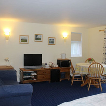 Courtlands Nurseries B&B, Ист Гринстед — фото 4